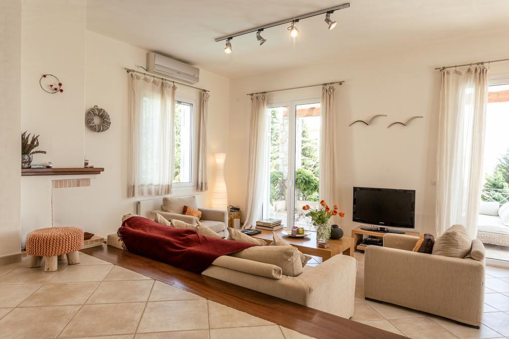 Dream Summer Villa Porto Heli Exterior photo